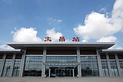 深圳到文昌貨運(yùn)公司(當(dāng)天派送）